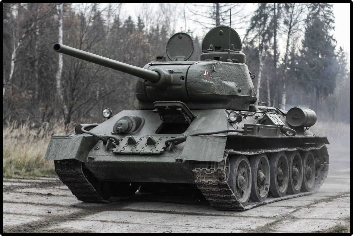 Historical photo of the T-34-85 tank.